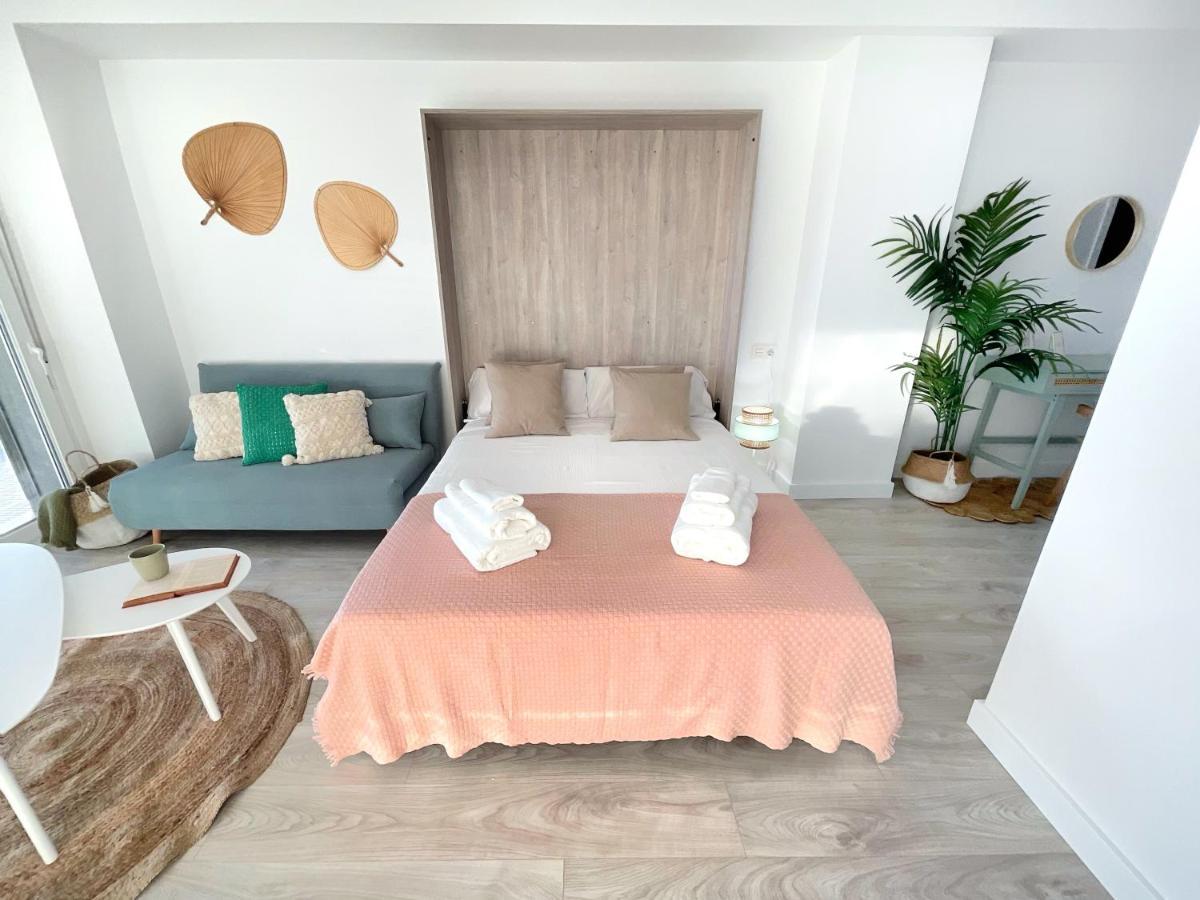 Cs6 Kaleria Suites アルメリア エクステリア 写真